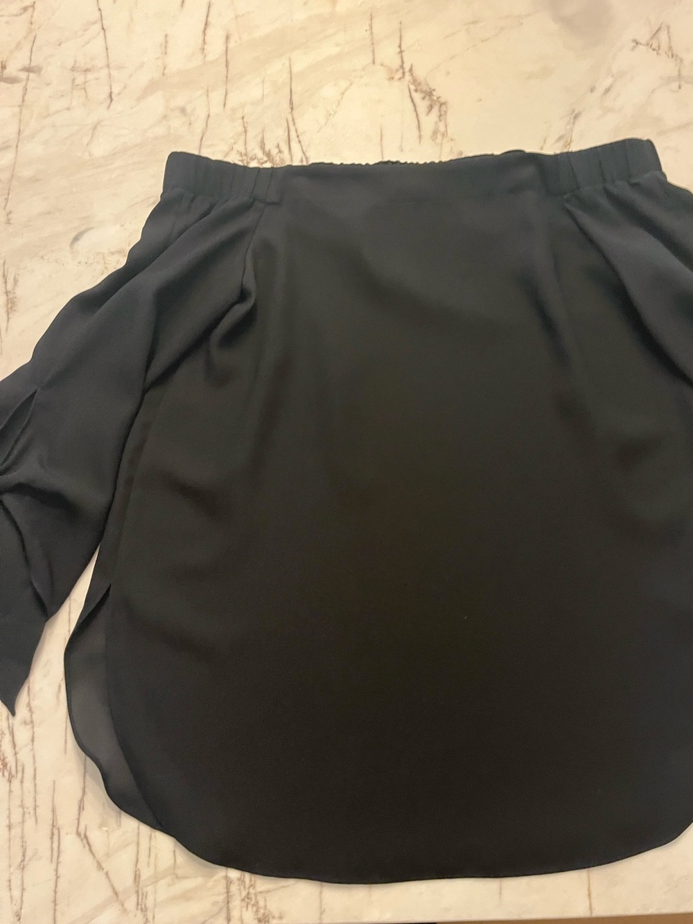 Club Monaco Black Women's Off-Shoulder Top